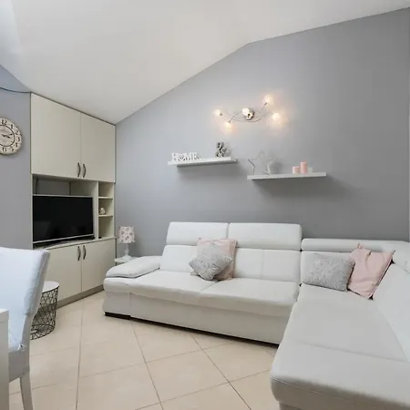 Matijas Apartment *